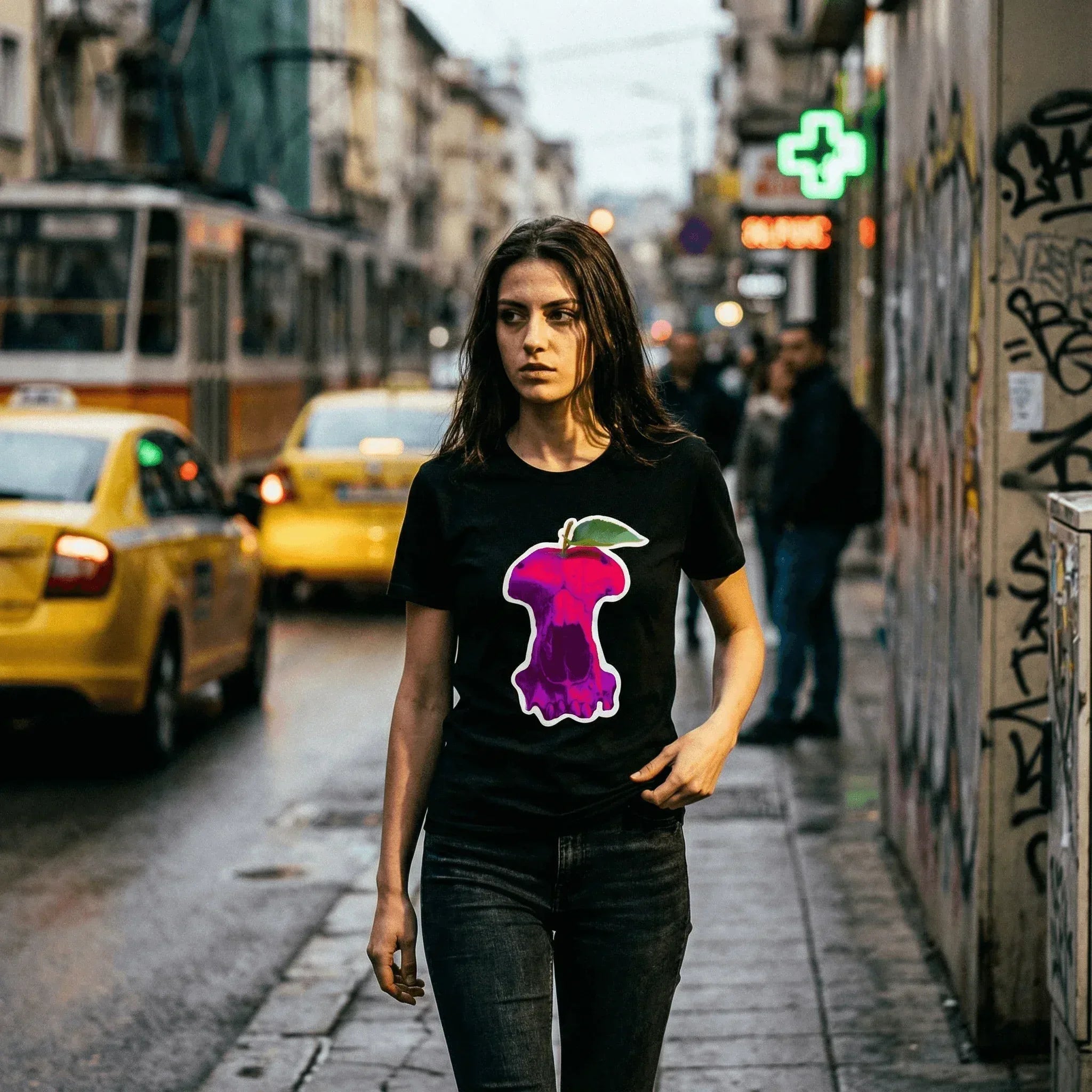 Тениска Skull Apple - Plushen - Plushen - Back in Stock, low-stock, Колекция 2026